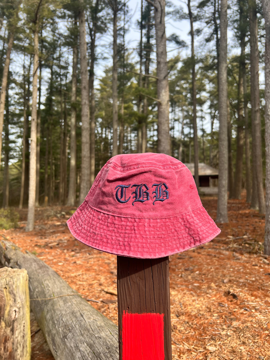 TBB BUCKET HAT RED