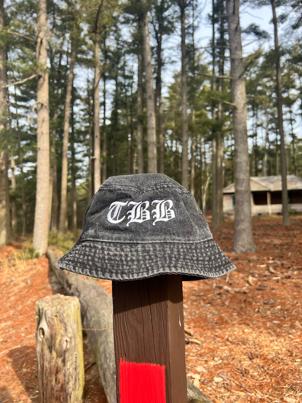 TBB BUCKET HAT BLACK DENIM